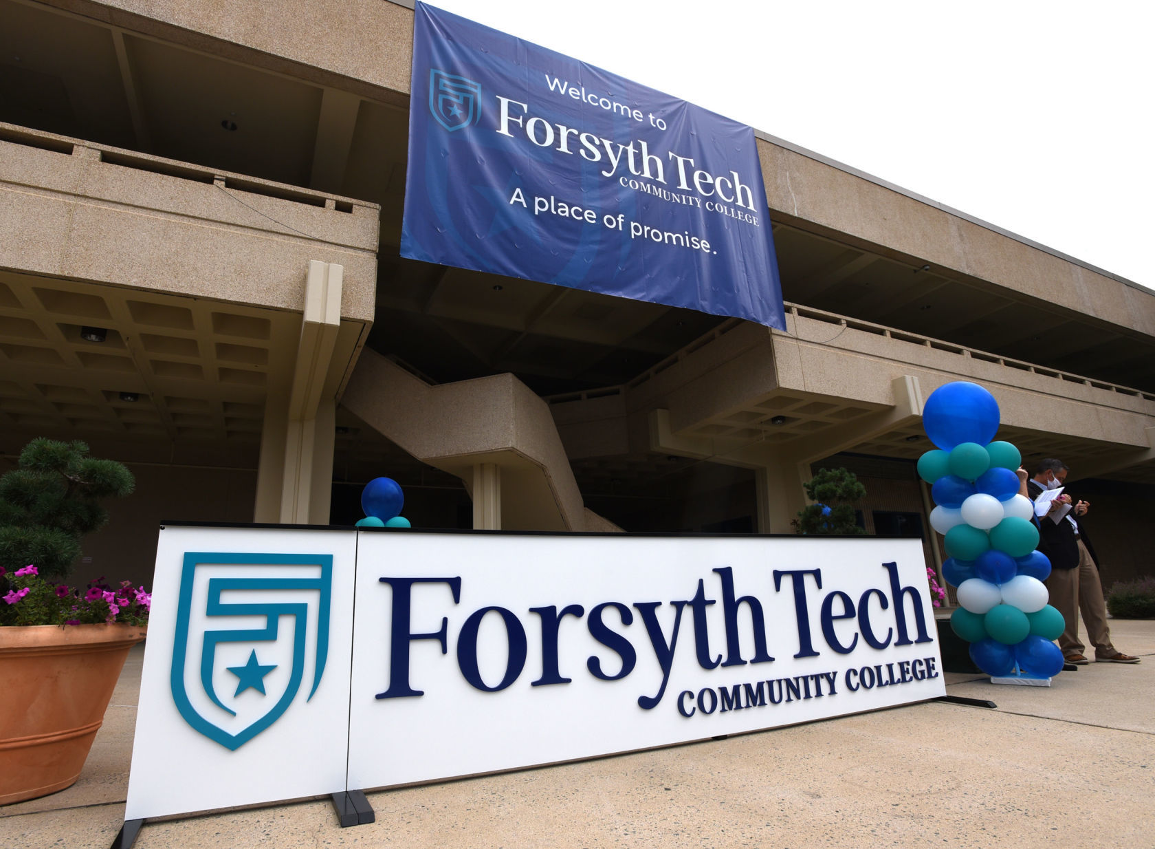 Forsyth Tech logo banners